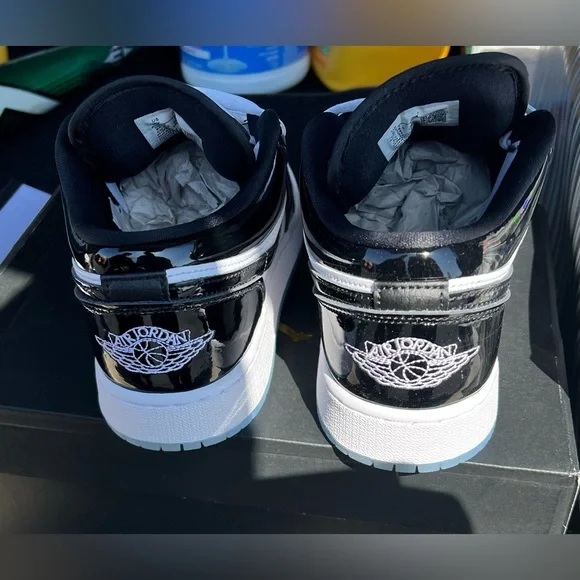 Nike boys air Jordan’s